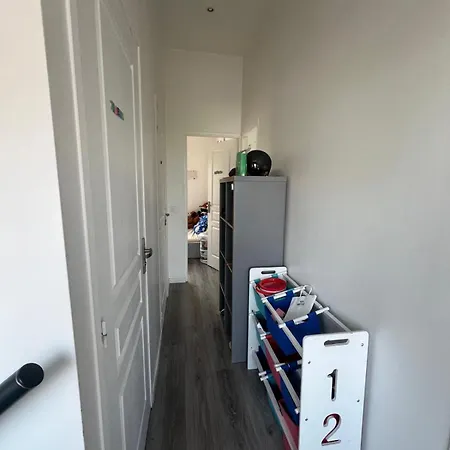 Ma Maison, La Votre *