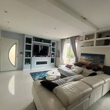 Ma Maison, La Votre Villa *